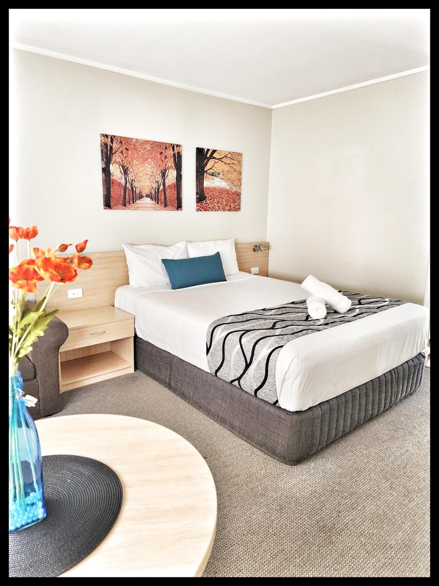 كونابارابران Country Gardens Motel المظهر الخارجي الصورة