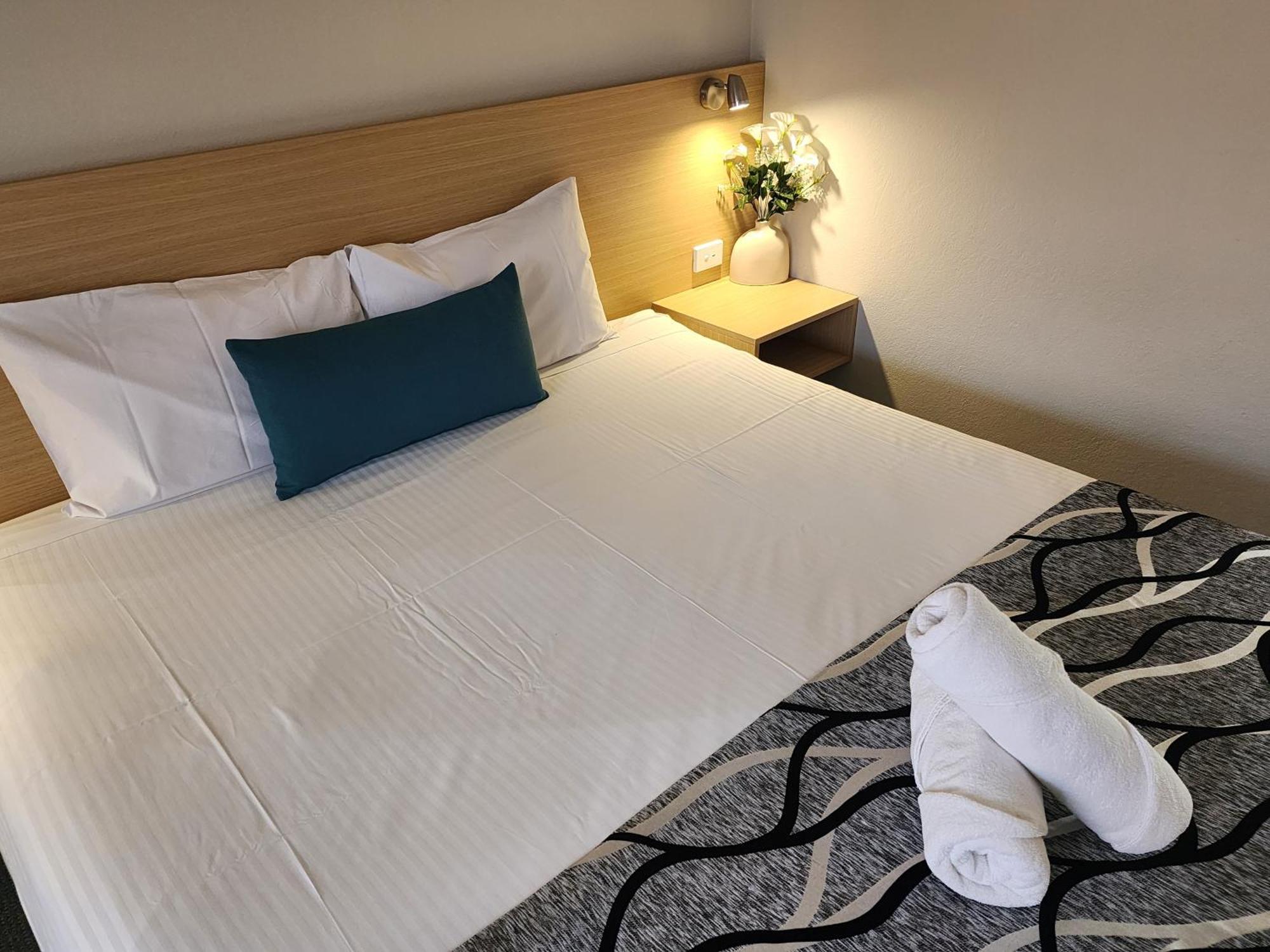كونابارابران Country Gardens Motel المظهر الخارجي الصورة